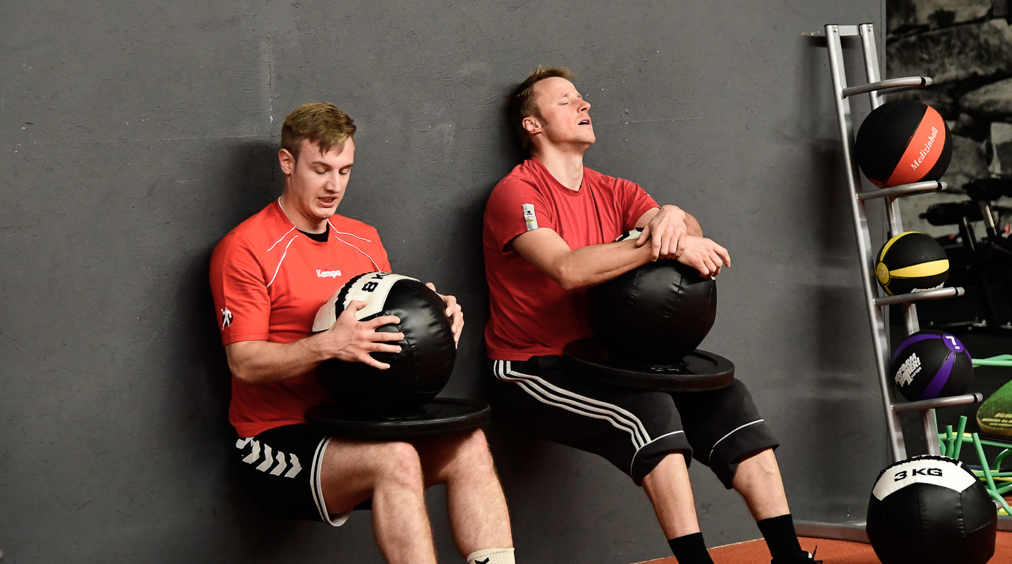 ASV Pegnitz Handball beim Cross Gym Trainin mit Bastian Lumpp in der Sportwelt Pegnitz