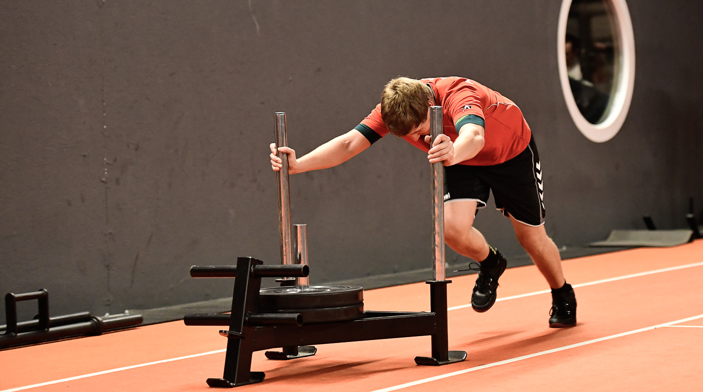 ASV Pegnitz Handball beim Cross Gym Trainin mit Bastian Lumpp in der Sportwelt Pegnitz