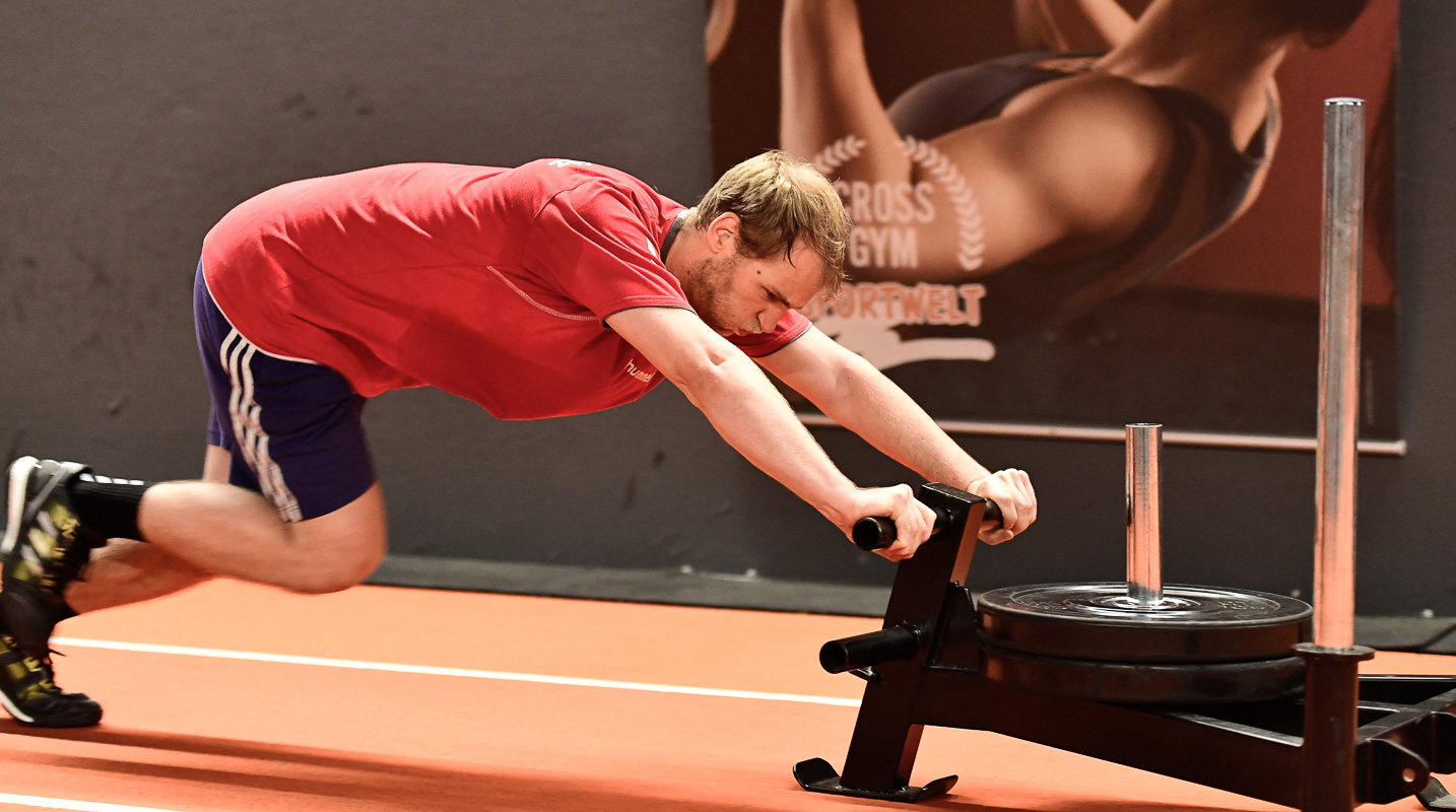 ASV Pegnitz Handball beim Cross Gym Trainin mit Bastian Lumpp in der Sportwelt Pegnitz