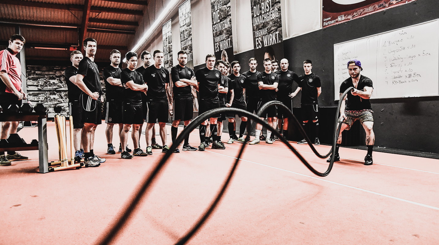 TSC Pottenstein beim Cross Gym Trainin mit Bastian Lumpp in der Sportwelt Pegnitz