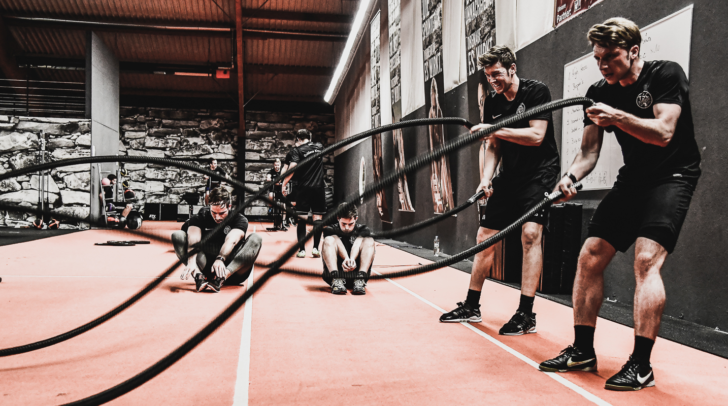 TSC Pottenstein beim Cross Gym Trainin mit Bastian Lumpp in der Sportwelt Pegnitz