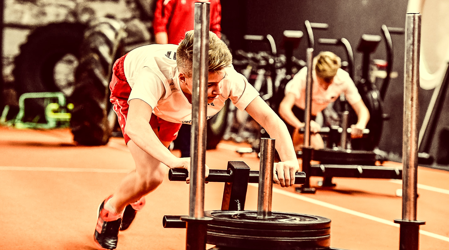 FC Pegnitz Fußball Jugend beim Cross Gym Training mit Bastian Lumpp in der Sportwelt Pegnitz