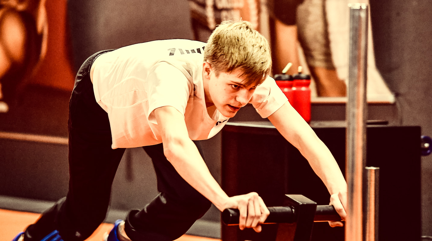 FC Pegnitz Fußball Jugend beim Cross Gym Training mit Bastian Lumpp in der Sportwelt Pegnitz