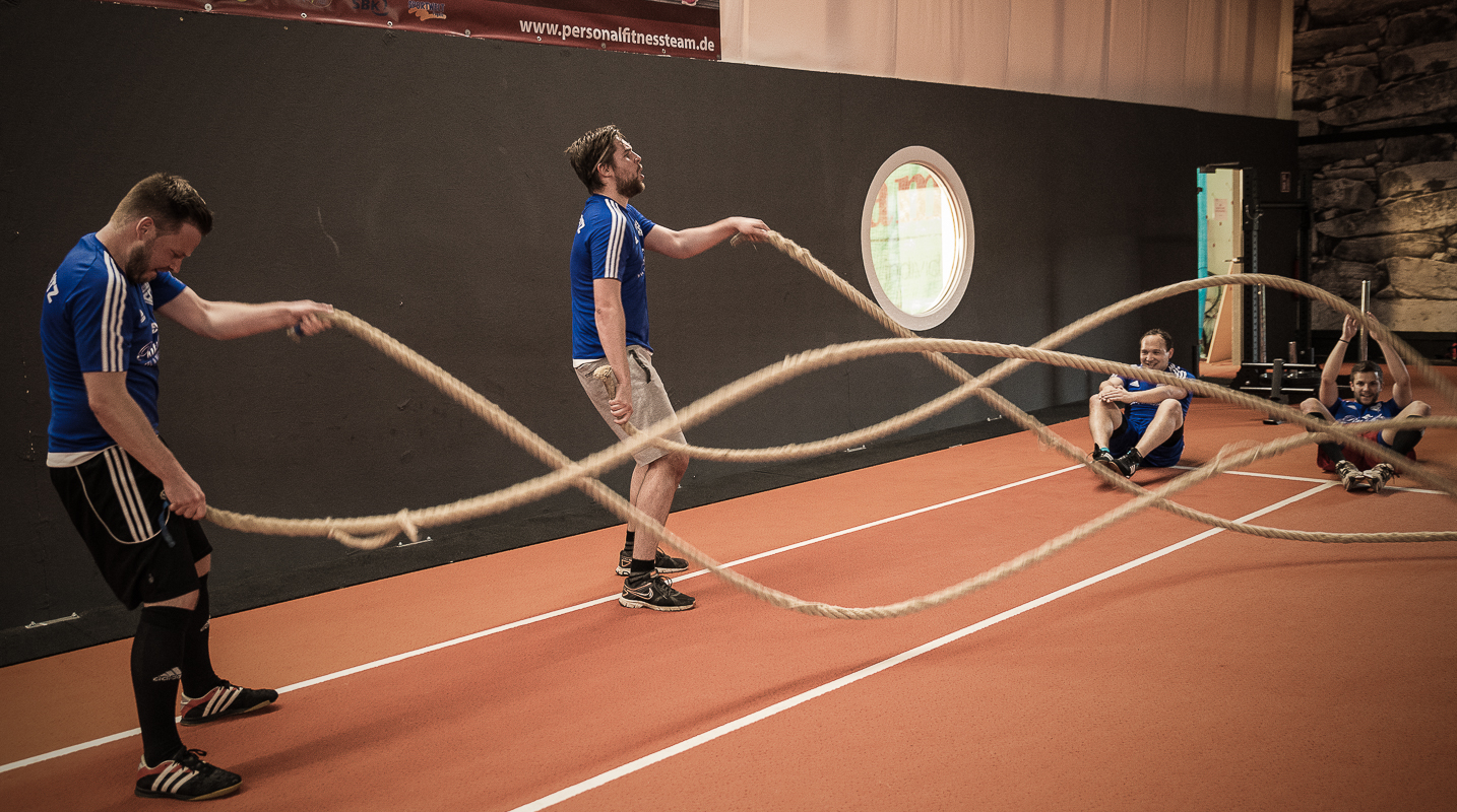 FC Pegnitz beim Cross Gym Trainin mit Bastian Lumpp in der Sportwelt Pegnitz