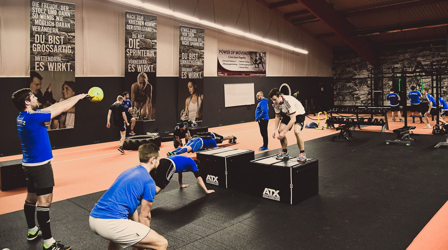 FC Pegnitz beim Cross Gym Training mit Bastian Lumpp in der Sportwelt Pegnitz, Vorbereitung für die Kreisklasse Erlangen/Pegnitzgrund 3 Saison 2018/2019