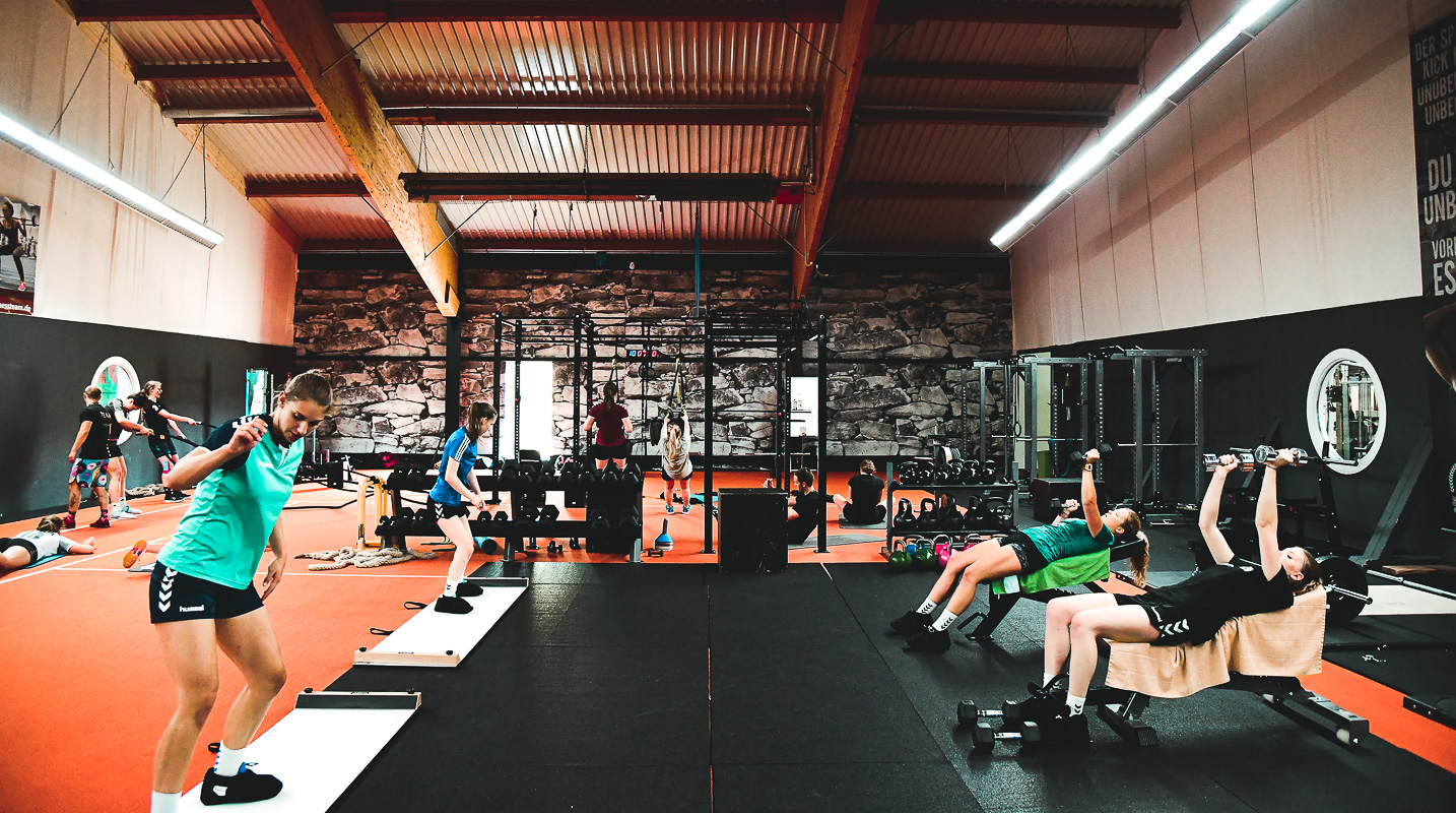 TSC Pottenstein beim Cross Gym Trainin mit Bastian Lumpp in der Sportwelt Pegnitz