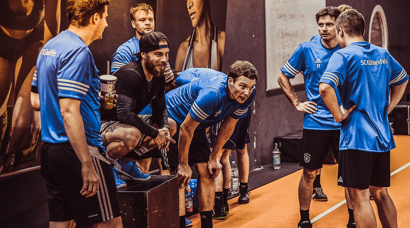 SC Kühlenfels 1. Mannschaft beim Cross Gym Training mit Bastian Lumpp in der Sportwelt Pegnitz