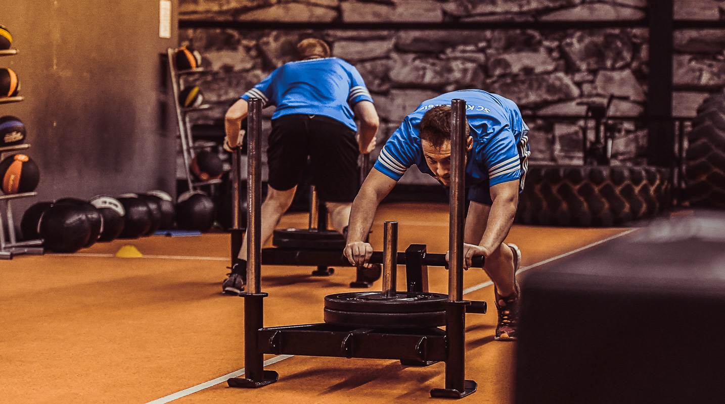 SC Kühlenfels 1. Mannschaft beim Cross Gym Training mit Bastian Lumpp in der Sportwelt Pegnitz