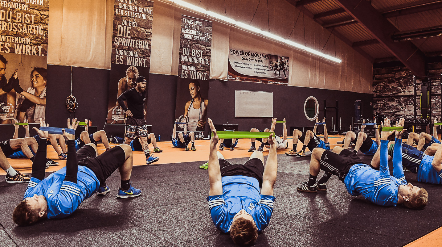 SC Kühlenfels 1. Mannschaft beim Cross Gym Training mit Bastian Lumpp in der Sportwelt Pegnitz