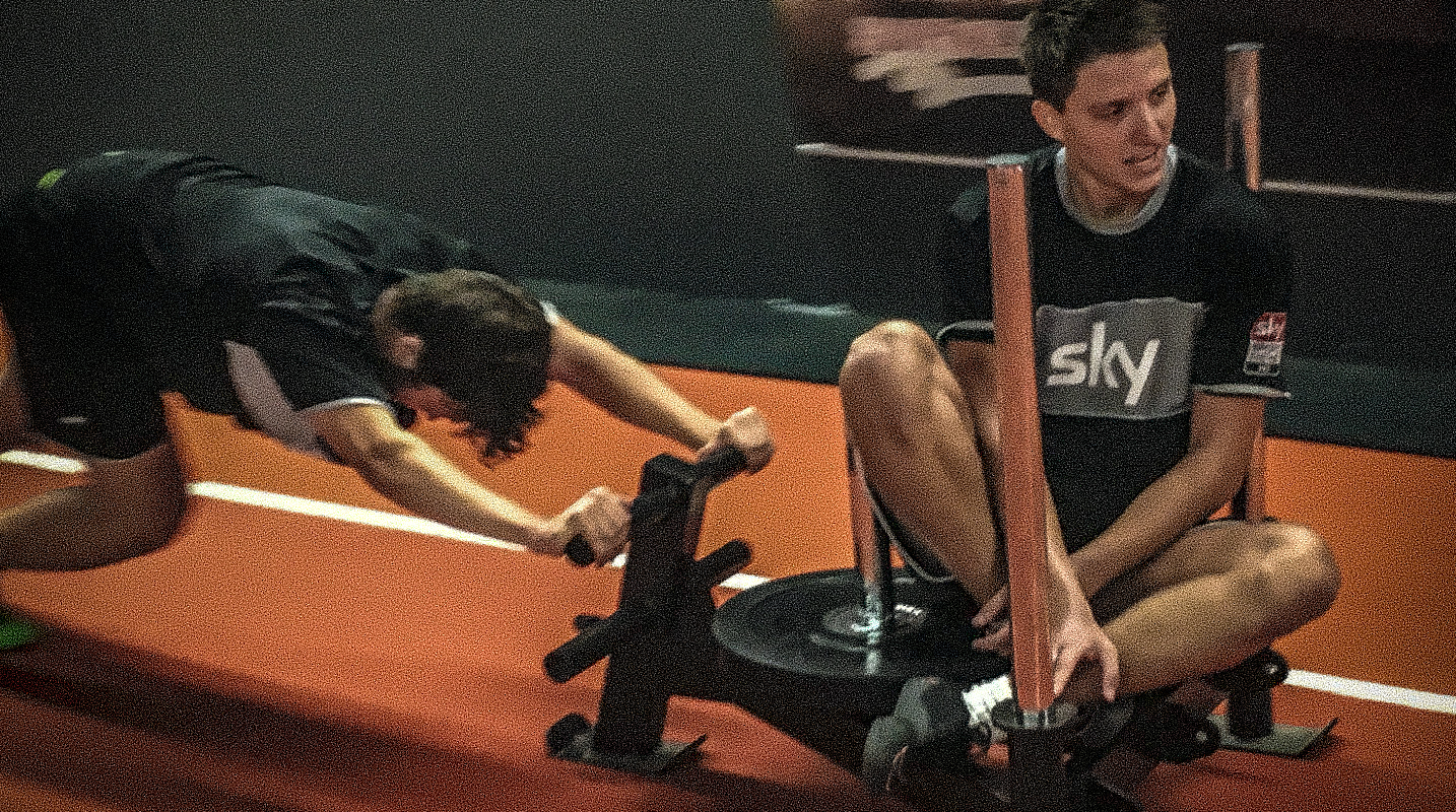 behind:the:scenes:it's:your:stage:start:play:repeat - SV Gesees / TSV Mistelbach II Mannschaft beim Cross Gym Trainin mit Bastian Lumpp in der Sportwelt Pegnitz