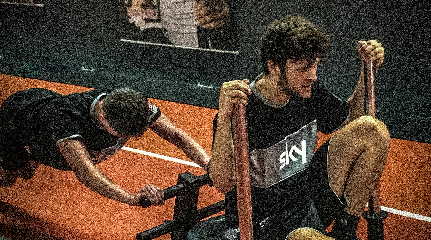 behind:the:scenes:it's:your:stage:start:play:repeat - SV Gesees / TSV Mistelbach II Mannschaft beim Cross Gym Trainin mit Bastian Lumpp in der Sportwelt Pegnitz