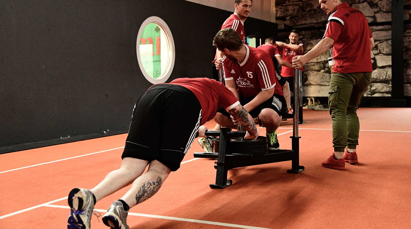 SG Trockau beim Cross Gym Trainin mit Bastian Lumpp in der Sportwelt Pegnitz