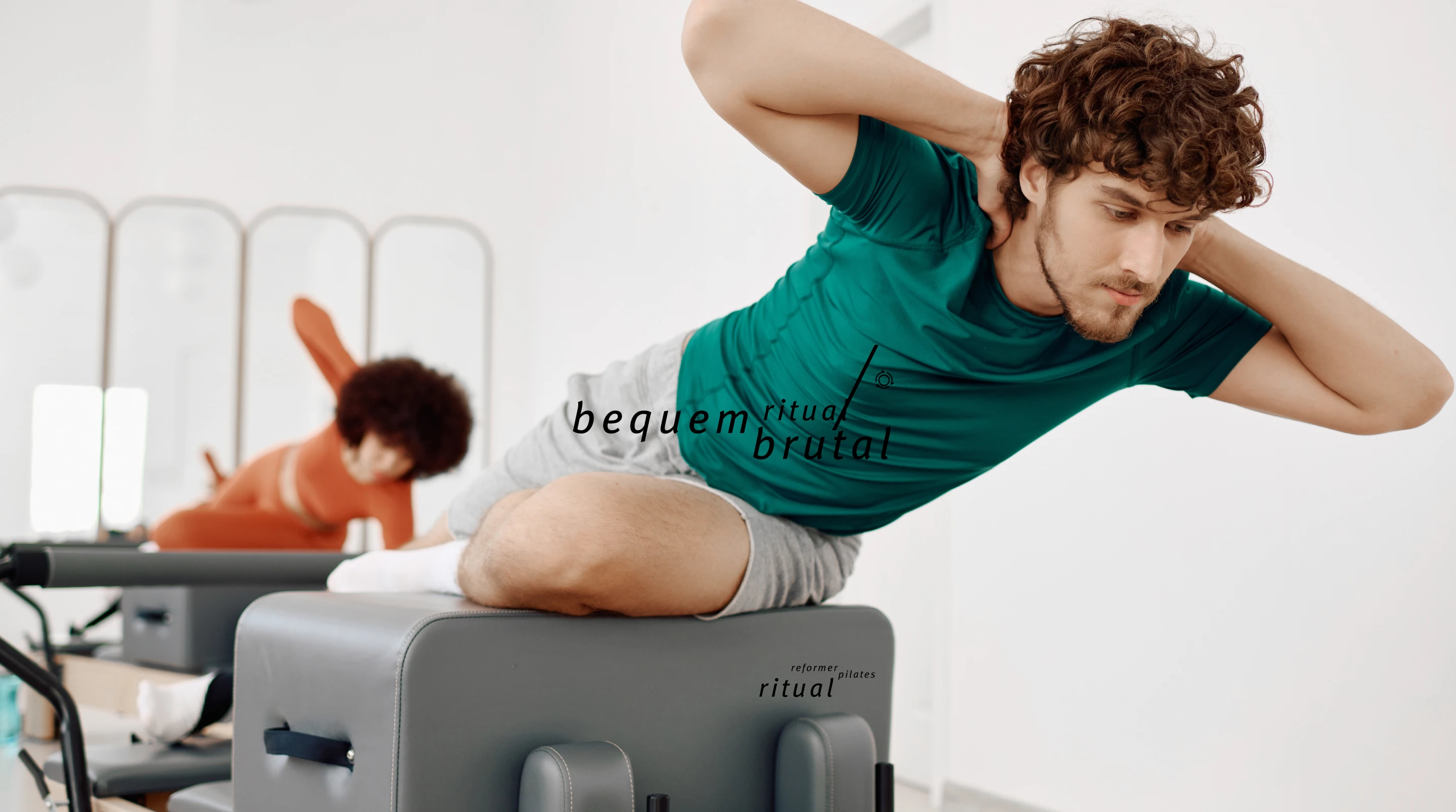 Reformer Pilates Bewegungstraining